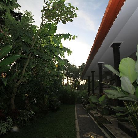 Teba Jati Guest House Ubud Exteriör bild